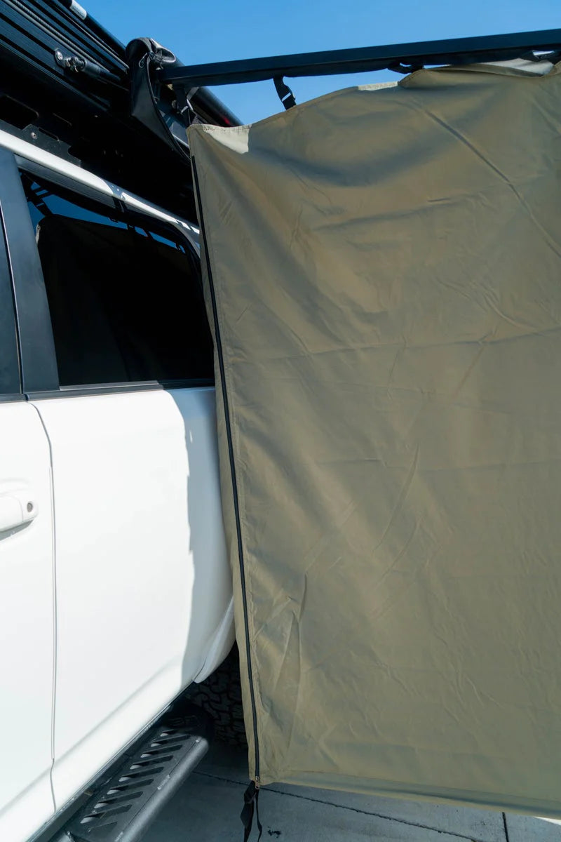 TUFF STUFF® MOUNTED SHOWER TENT ENCLOSURE